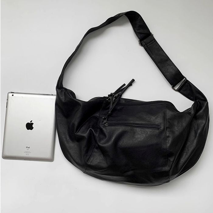 半円型 ショルダーバッグ M10415