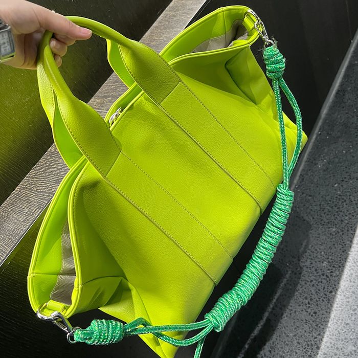 コントラストコード 2WAYバッグ M10515