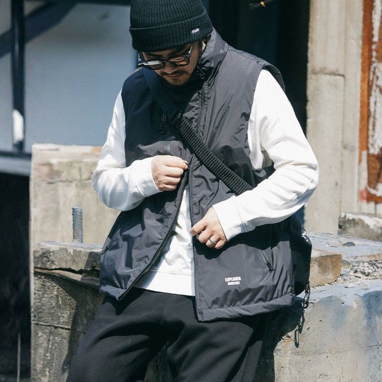 スタンドカラー ジップアップベスト M10605