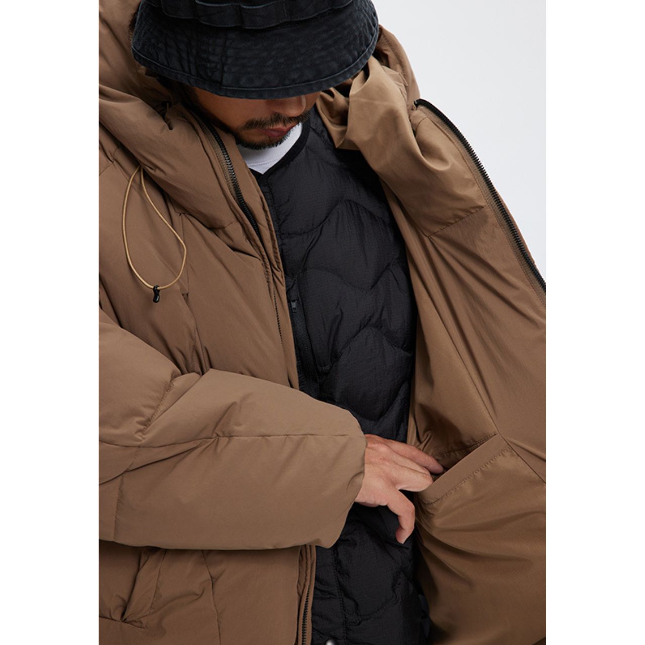 フーデット ダウンジャケット　M10573