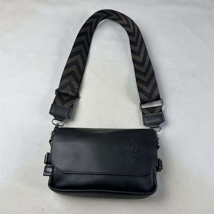 フェイクレザー ショルダーバッグ　M10482