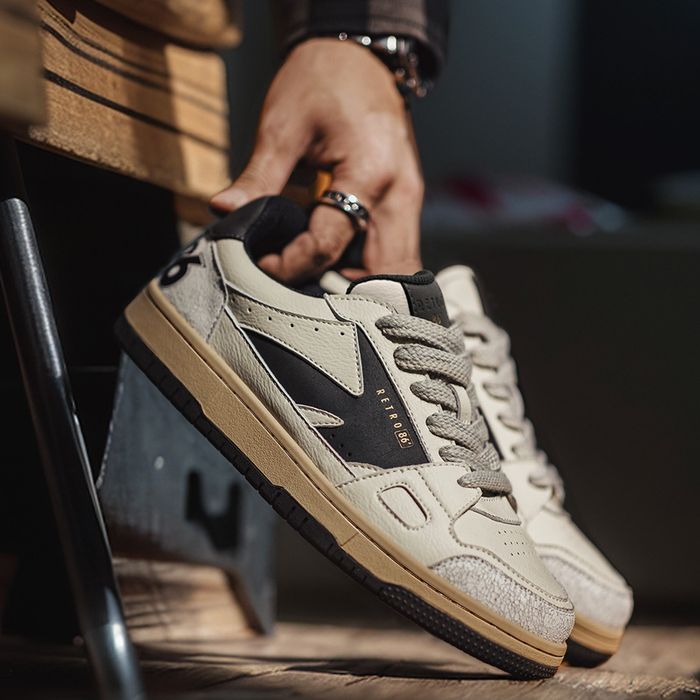 ヴィンテージ風 スニーカー　M10584