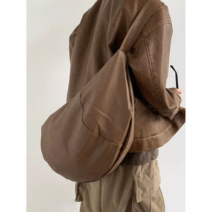 半円型 ショルダーバッグ　M10415