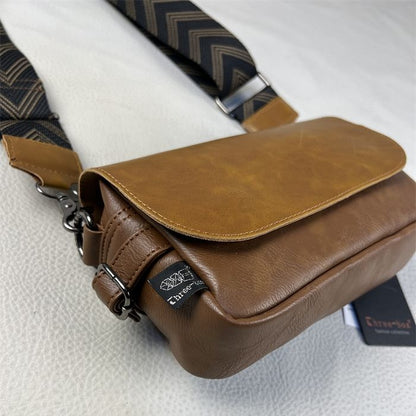 フェイクレザー ショルダーバッグ　M10482