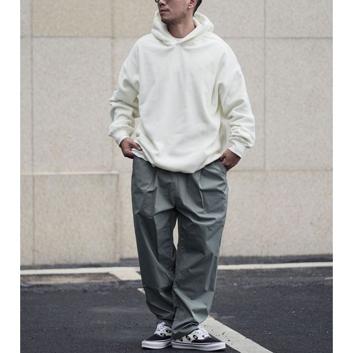 袖刺繍 プルオーバー フーディ　M10341