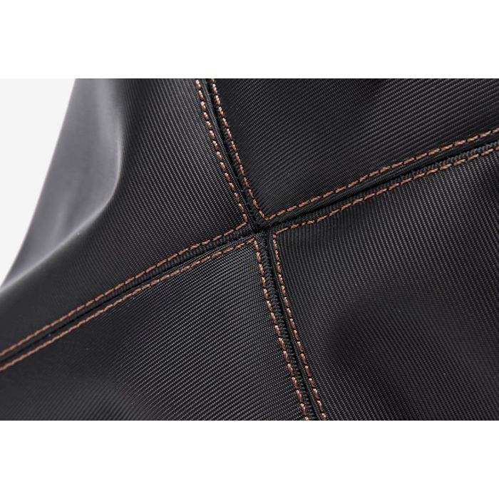 ショルダーバッグ クロスボディ　M10623