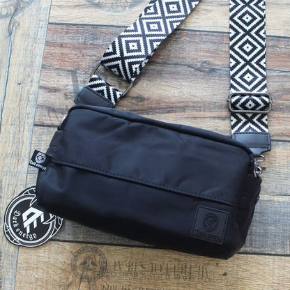 ジオメトリックストラップ ショルダーバッグ　M10469