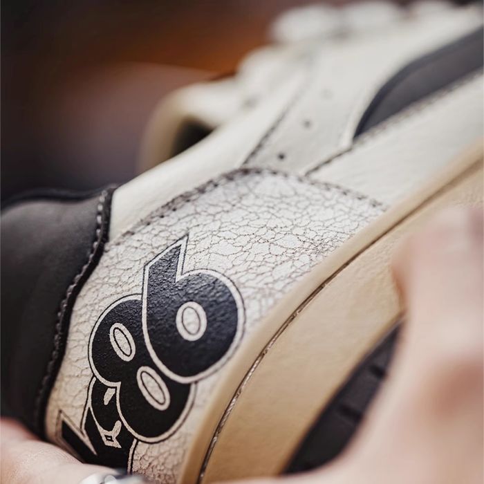 ヴィンテージ風 スニーカー　M10584