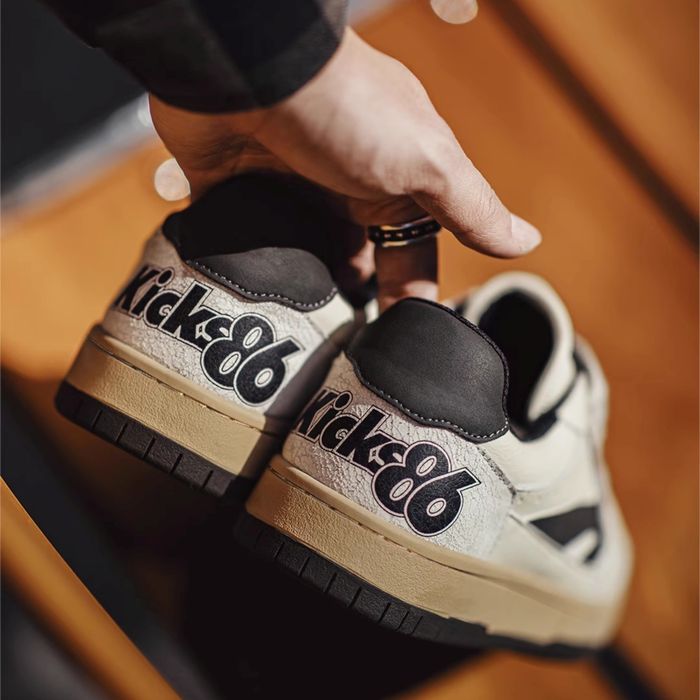 ヴィンテージ風 スニーカー　M10584