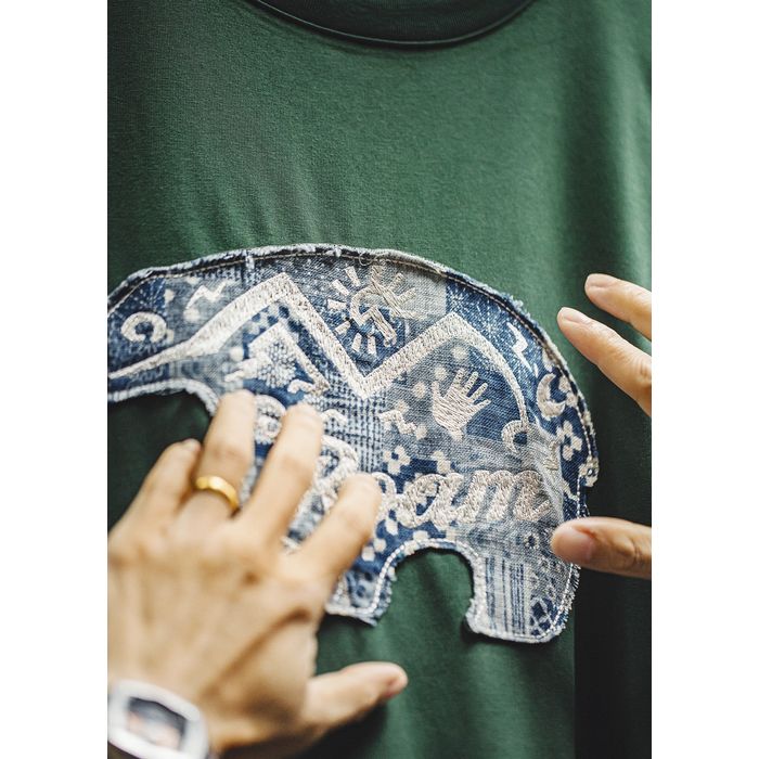 バンダナ柄パッチ Tシャツ　M10793