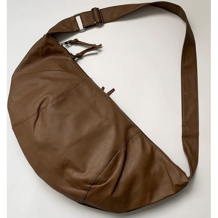 半円型 ショルダーバッグ　M10415