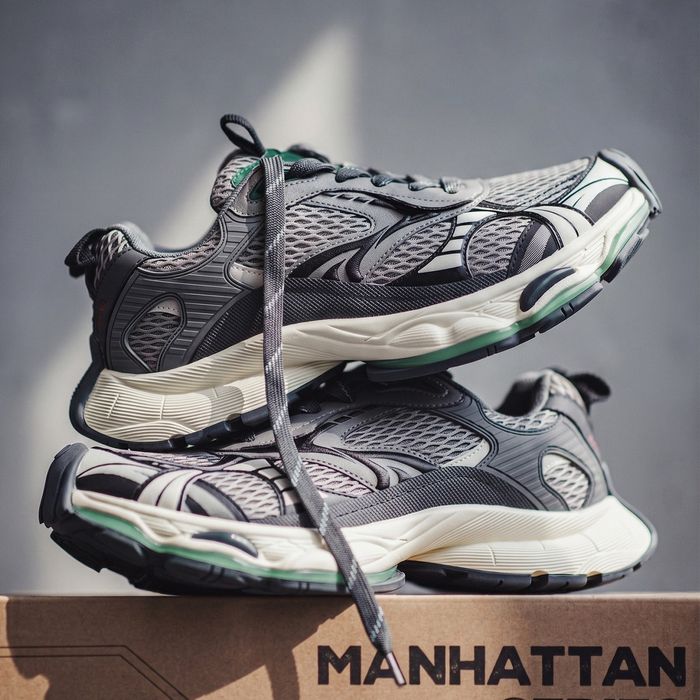 メッシュパネル スニーカー　M10794