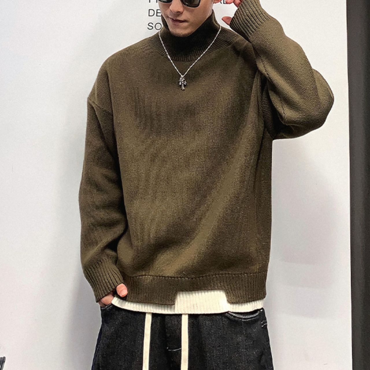 レイヤードデザイン タートルネックニット　M10532