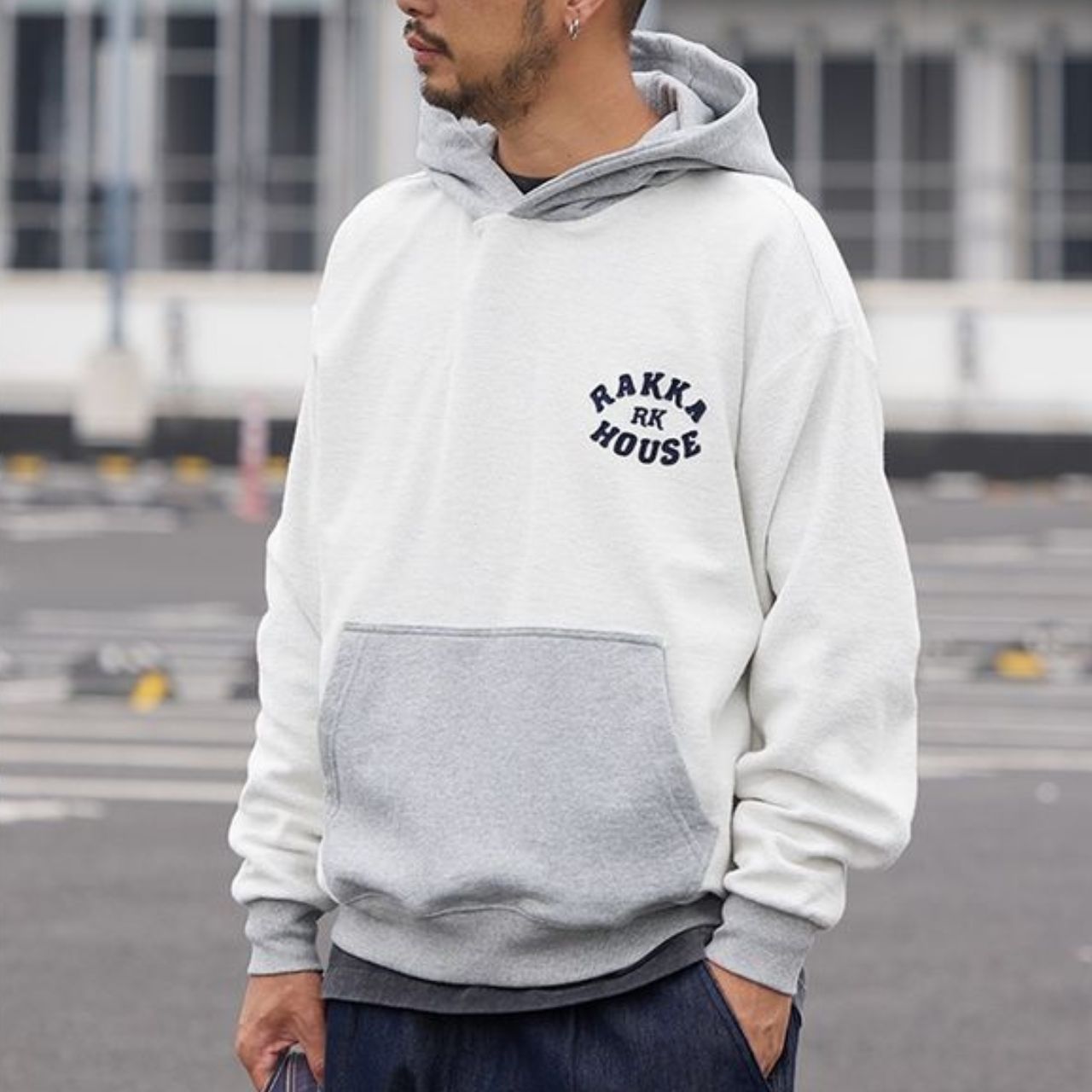 バイカラー プルオーバー フーディ　M10459