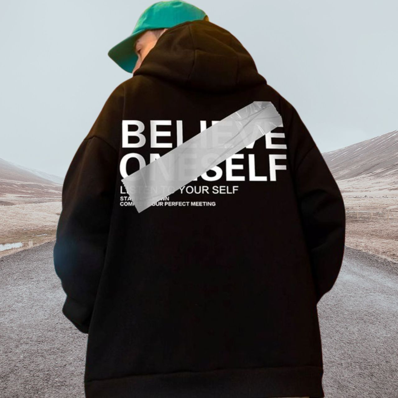 デザインロゴ オーバーサイズ フーディ　M10485